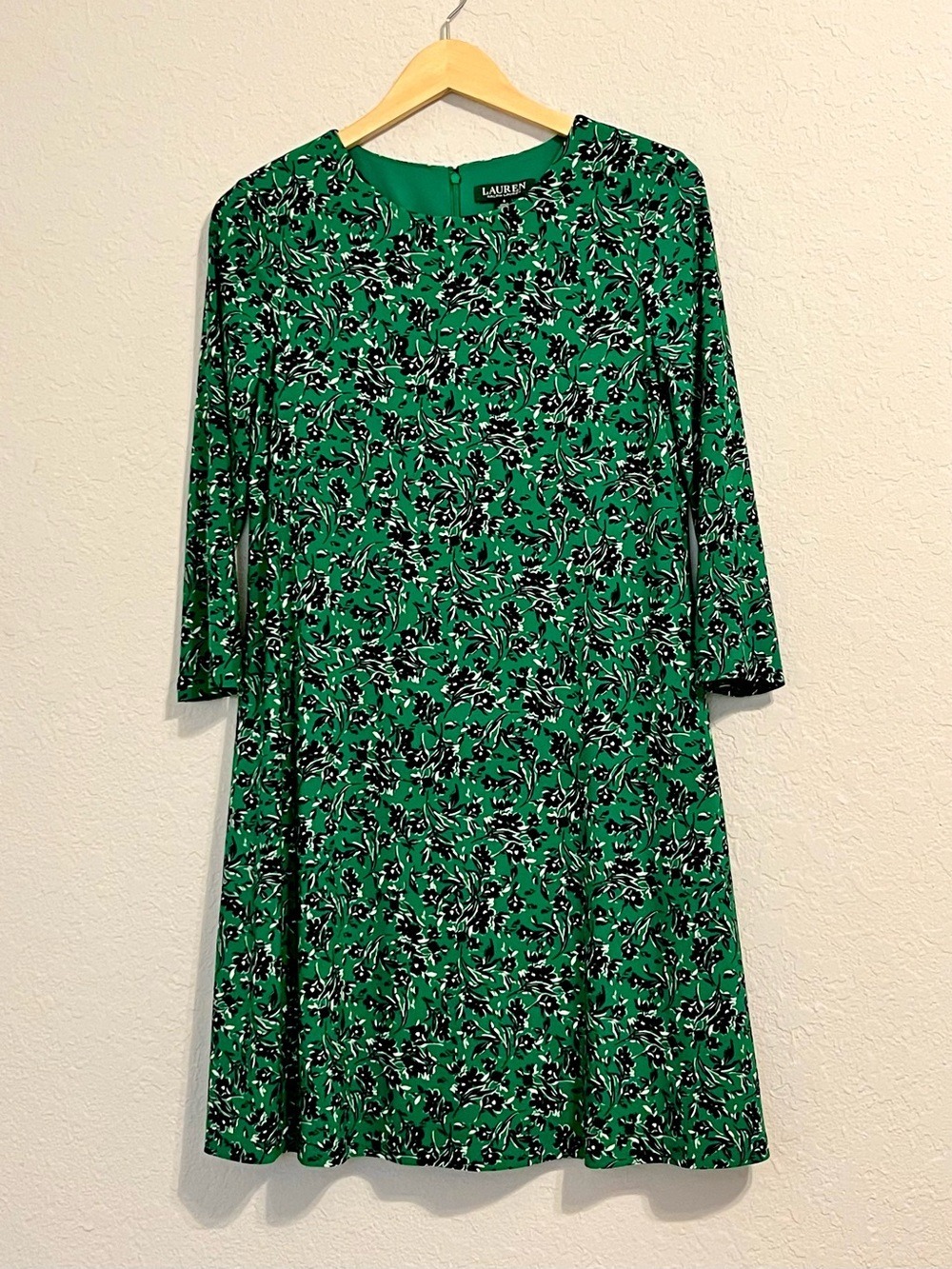 Lauren Ralph Lauren Dress 6 Emerald Green Floral A-Line Shift 3/4 Sleeve Classic